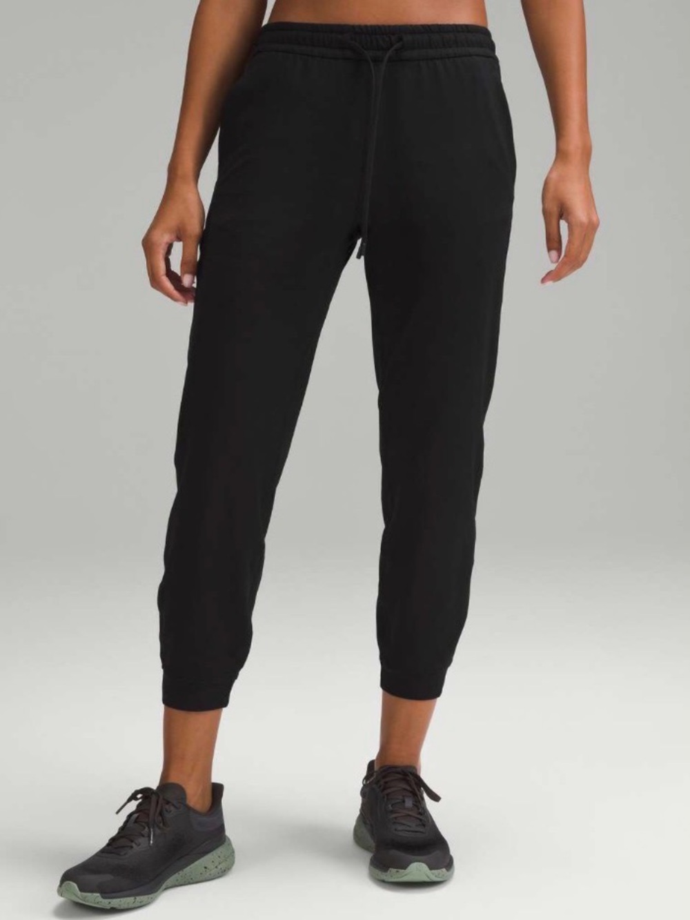 Lululemon Soft Jersey Classic-Fit Mid-Rise Jogger Black Track Pants Size 6